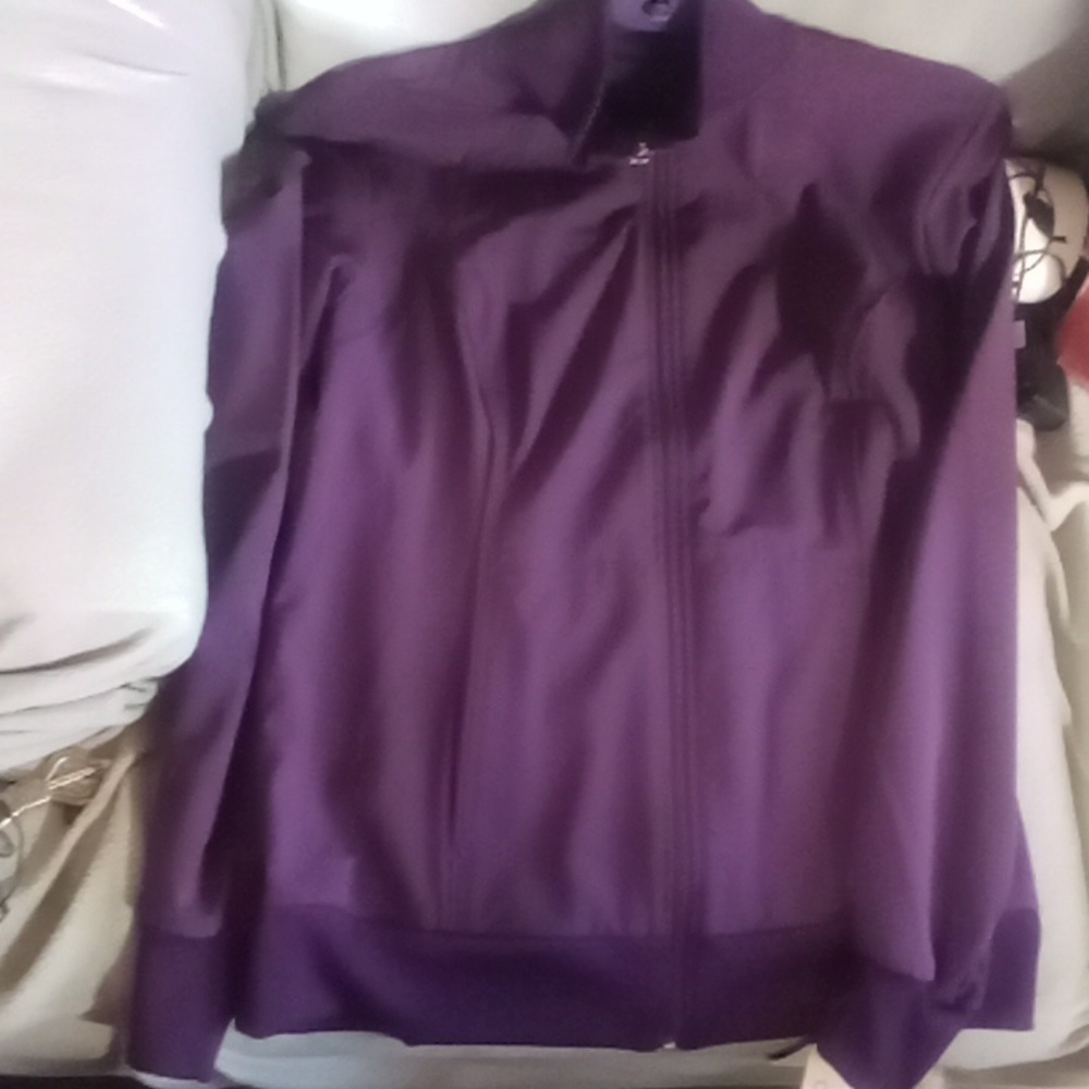 Cherokee nursing jacket